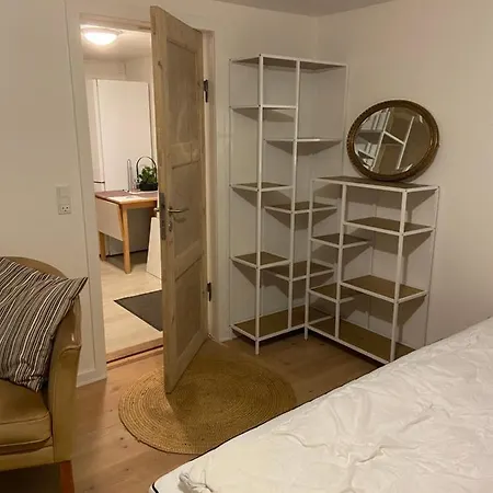Vaerelse Med Eget Kokken Og Bad * 埃斯比约