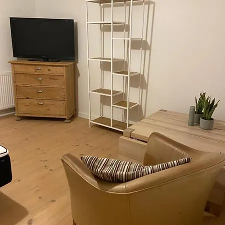 Vaerelse Med Eget Kokken Og Bad Lägenhet